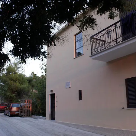 Locazione Turistica Andrea Tollo